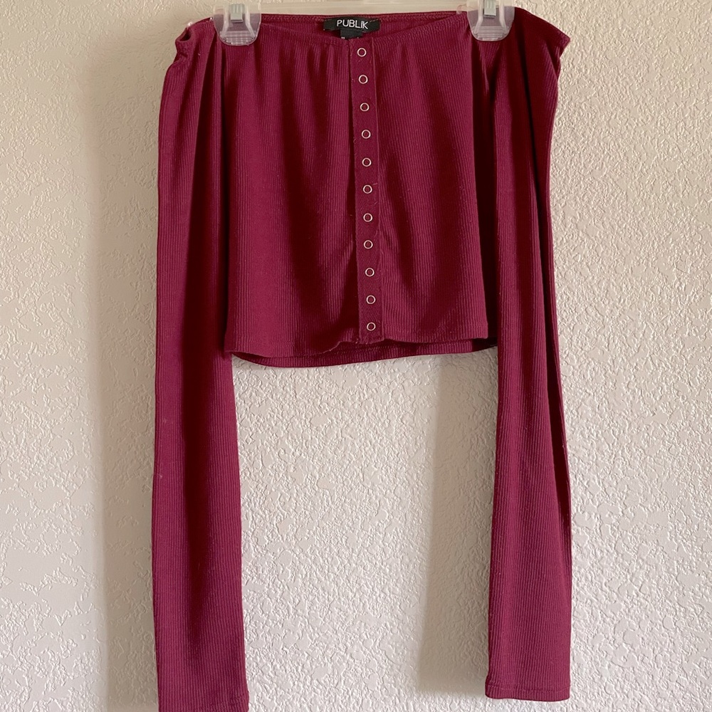 Off the shoulder burgundy long sleeve crop top